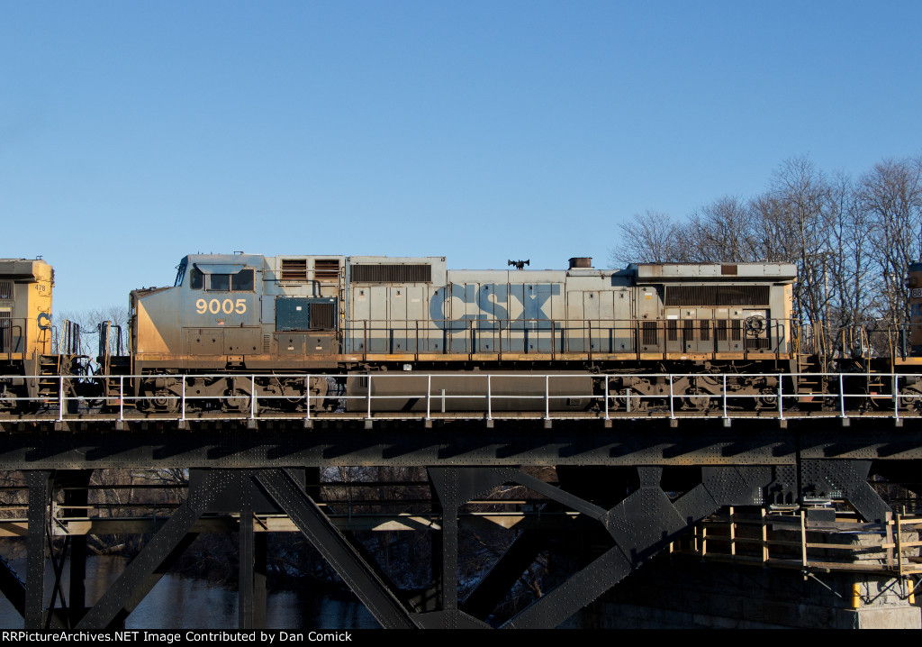 CSXT 9005